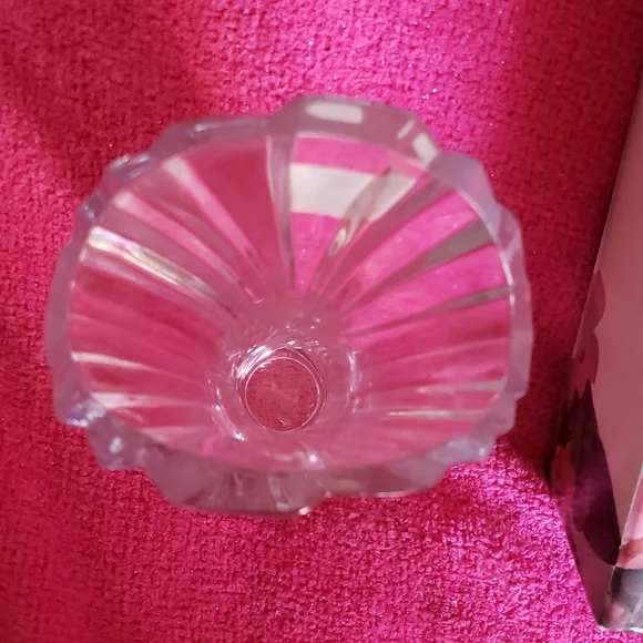 Mikasa 8" bud vase - Picture 3 of 5